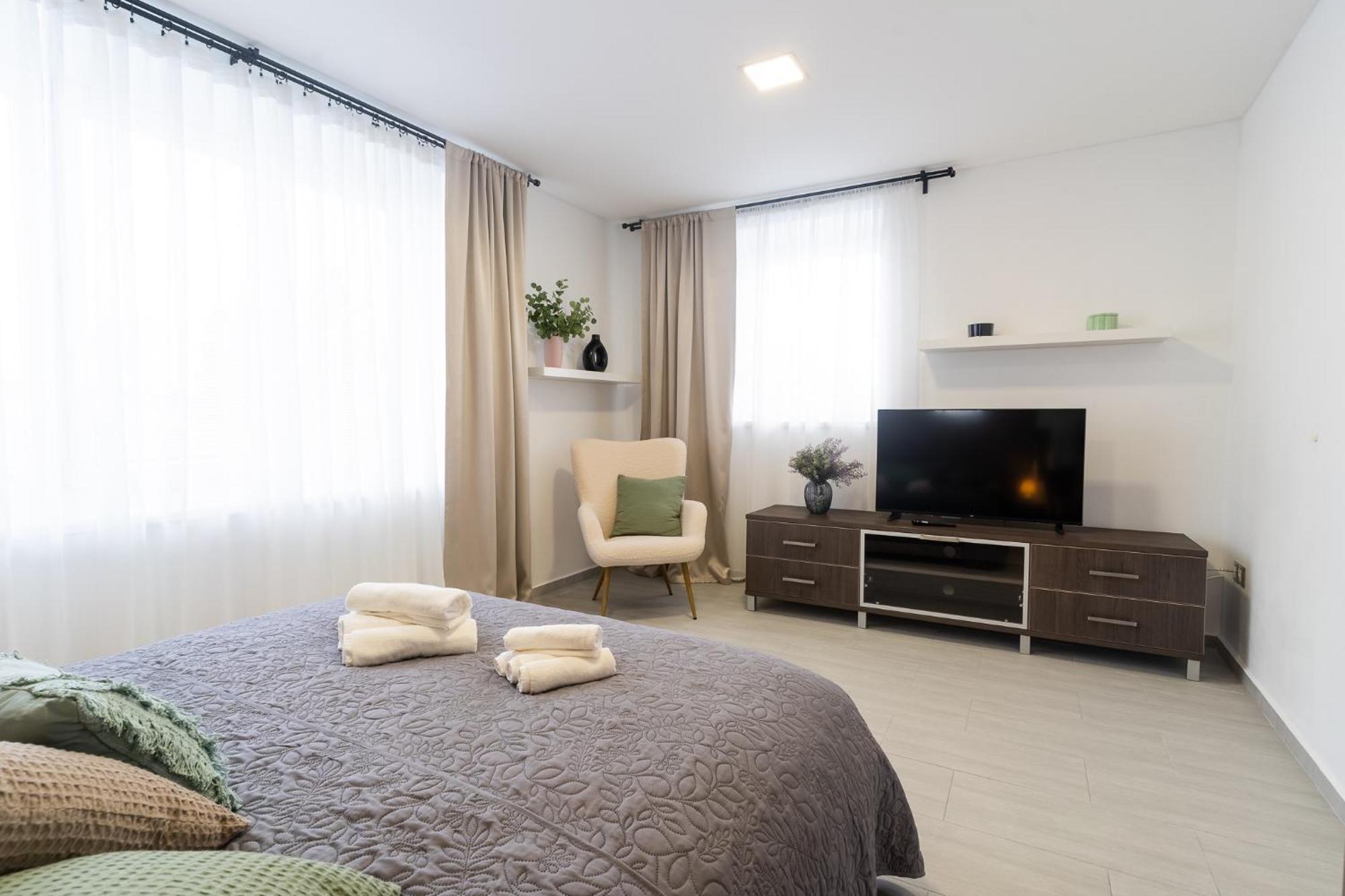 Apartmany Ambra Novy Malin 外观 照片